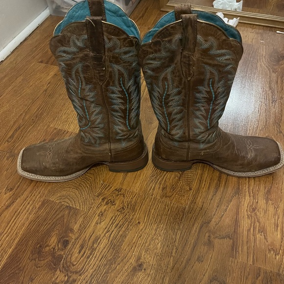 Brand new ariat  boots - Picture 4 of 6